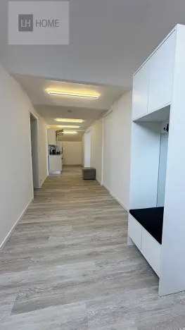 Pronájem bytu 2+kk, Karlovy Vary, 86 m2