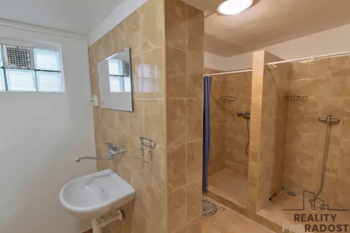Pronájem bytu 6+kk a větší, Brno, Hvězdová, 211 m2