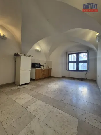 Pronájem bytu 2+1, České Budějovice, nám. Přemysla Otakara II., 80 m2