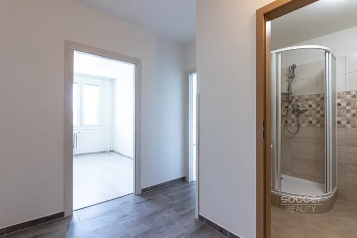 Pronájem bytu 2+kk, Kolín - Kolín II, Kremličkova, 51 m2