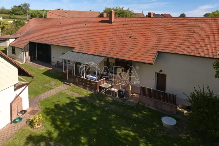 Prodej rodinného domu, Postupice - Čelivo, 451 m2