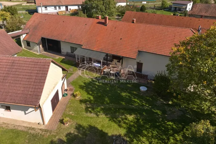 Prodej rodinného domu, Postupice - Čelivo, 451 m2