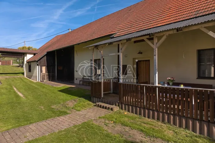Prodej rodinného domu, Postupice - Čelivo, 451 m2