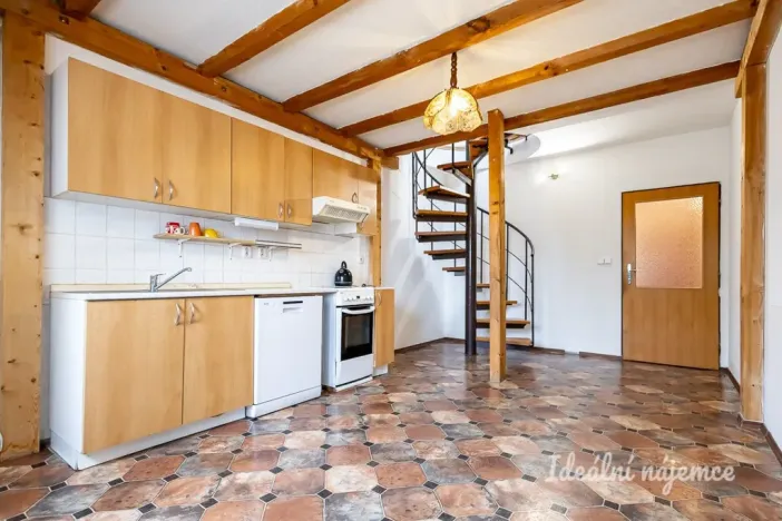 Pronájem bytu 2+kk, Nymburk, V Kolonii, 53 m2