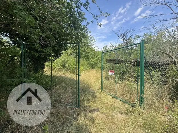 Pronájem zahrady, Praha, 2558 m2
