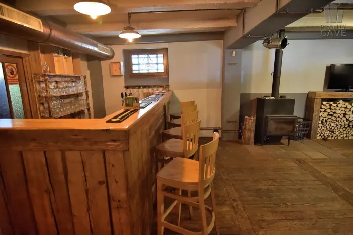 Pronájem restaurace, Čisovice, 181 m2
