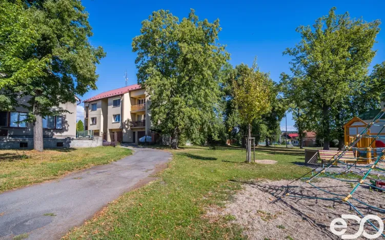 Prodej bytu 3+1, Dobrovice - Libichov, 108 m2