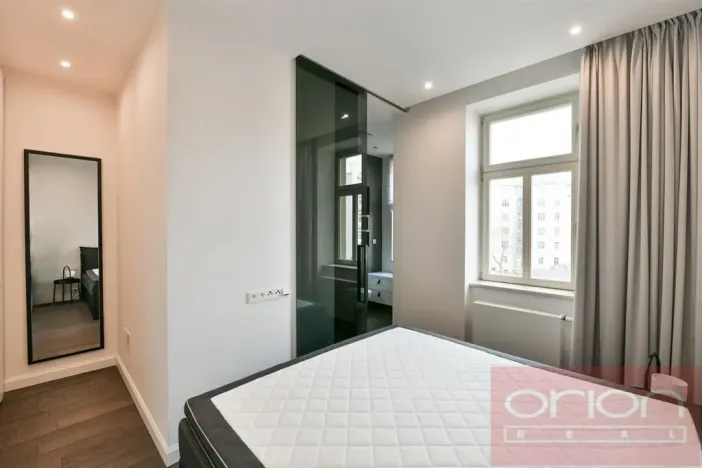 Pronájem bytu 3+kk, Praha - Vinohrady, Laubova, 95 m2
