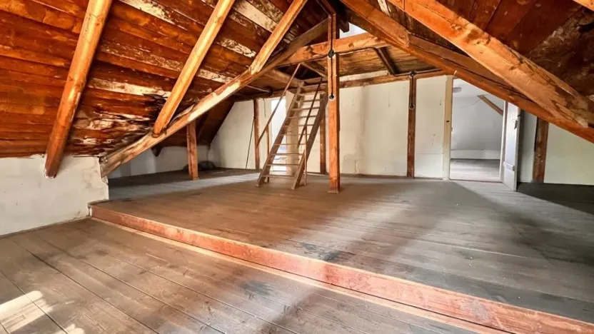 Prodej komerční nemovitosti, Varnsdorf, Čelakovická, 250 m2