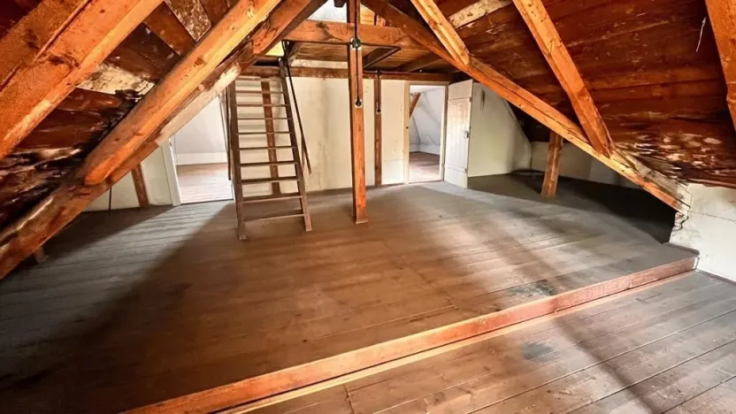 Prodej komerční nemovitosti, Varnsdorf, Čelakovická, 250 m2