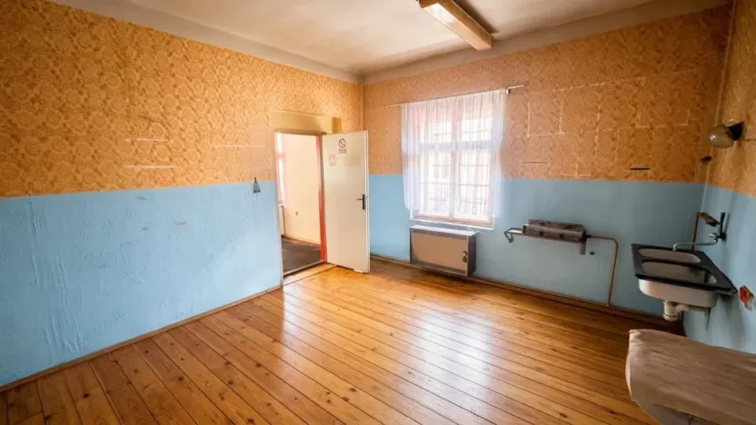 Prodej komerční nemovitosti, Varnsdorf, Čelakovická, 250 m2