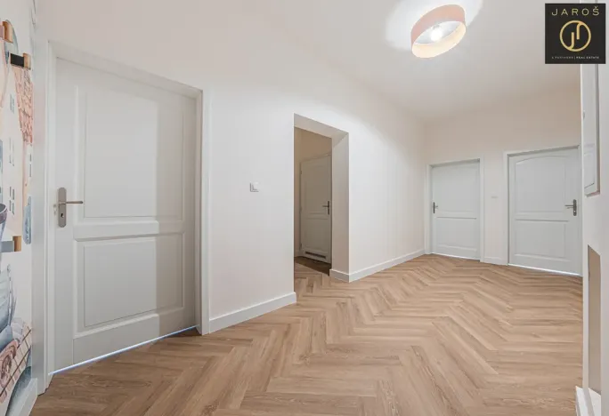 Prodej bytu 4+kk, Praha - Dejvice, V Šáreckém údolí, 129 m2