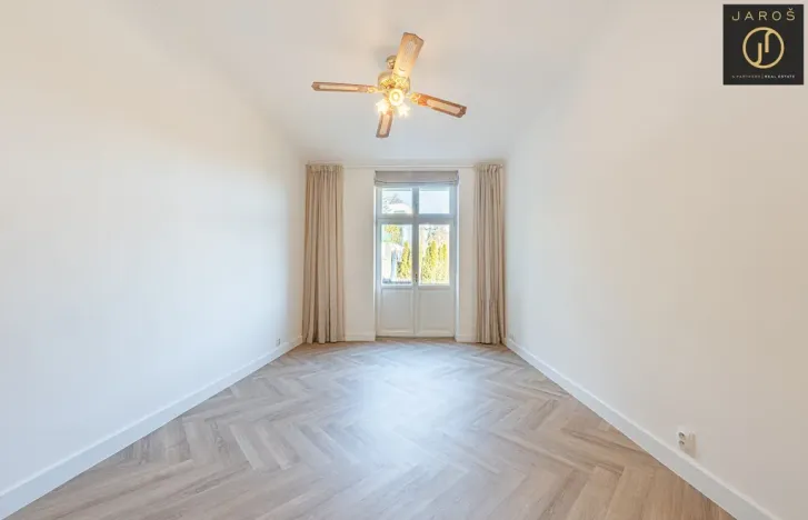 Prodej bytu 4+kk, Praha - Dejvice, V Šáreckém údolí, 129 m2