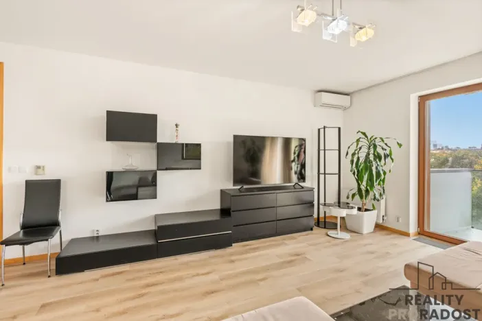 Pronájem bytu 3+kk, Praha - Vršovice, Vršovická, 90 m2