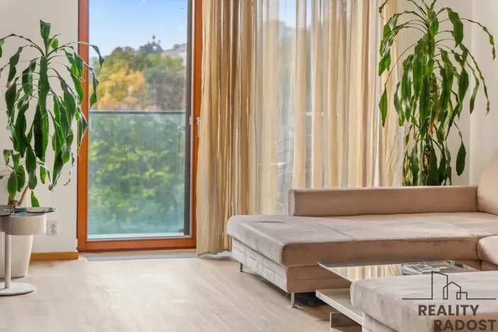 Pronájem bytu 3+kk, Praha - Vršovice, Vršovická, 90 m2