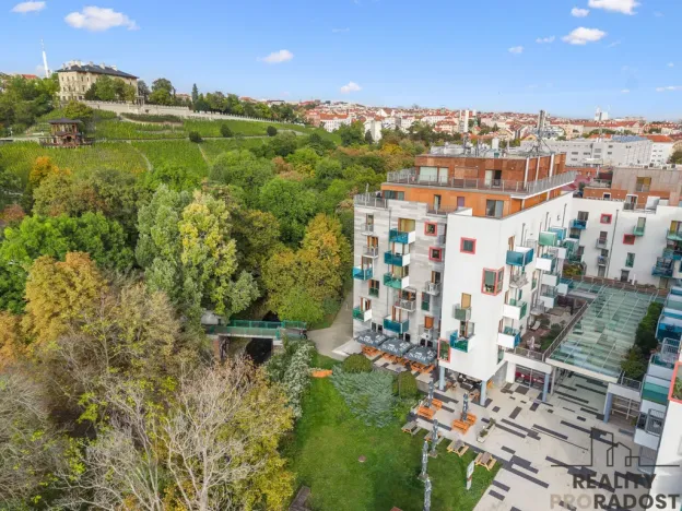 Pronájem bytu 3+kk, Praha - Vršovice, Vršovická, 90 m2