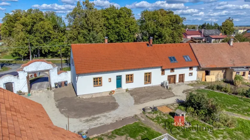 Prodej rodinného domu, Chleby, Průběžná, 870 m2