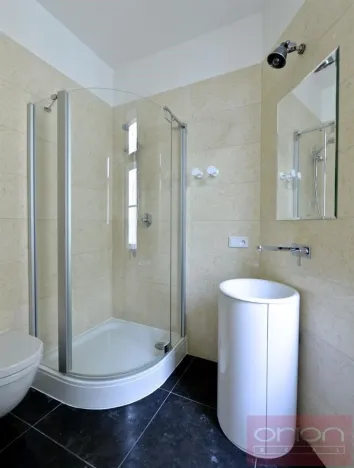 Pronájem bytu 3+kk, Praha - Vinohrady, náměstí Jiřího z Poděbrad, 93 m2