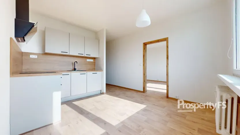Pronájem bytu 1+1, Ústí nad Labem - Severní Terasa, Kmochova, 33 m2