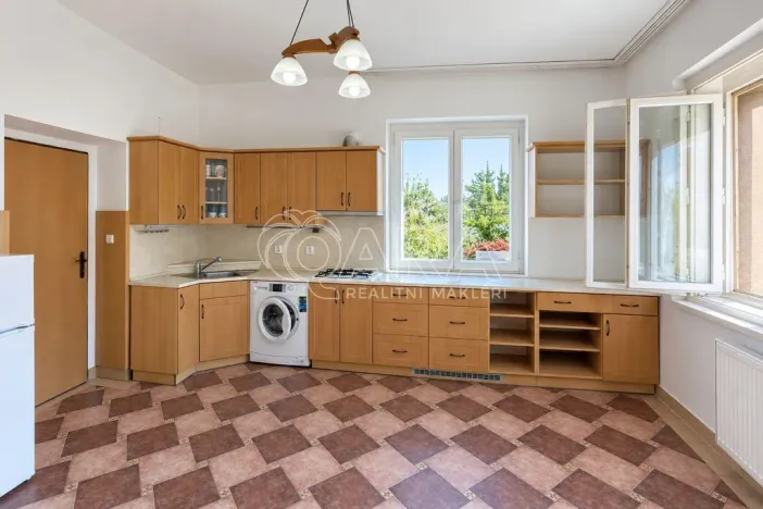Prodej vícegeneračního domu, Úpice, A. Bunzla, 266 m2