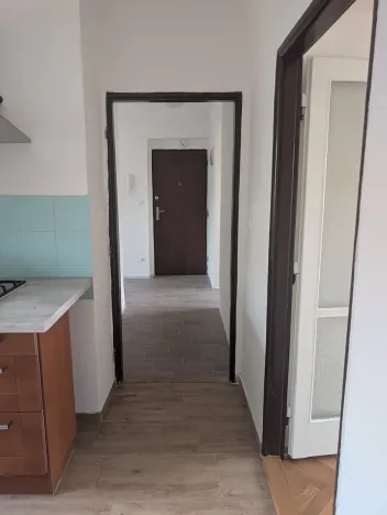 Pronájem bytu 2+1, Praha - Modřany, Ke zvonici, 56 m2