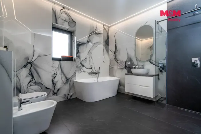 Prodej rodinného domu, Jirny, Modřínová, 400 m2