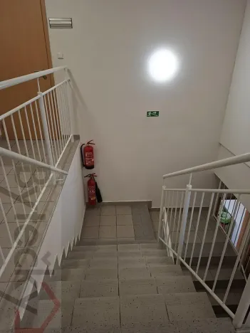 Pronájem kanceláře, Praha - Stodůlky, Ohradské náměstí, 24 m2