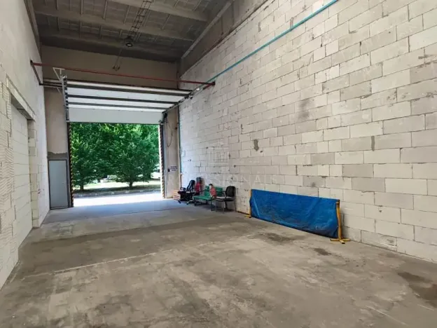 Pronájem skladu, Praha - Michle, Magistrů, 340 m2
