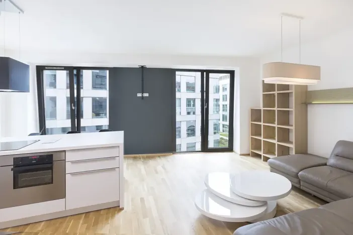 Pronájem bytu 2+kk, Praha - Karlín, Pernerova, 60 m2