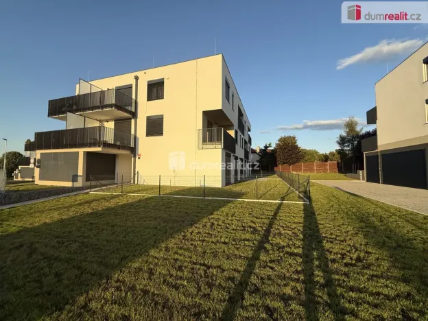 Pronájem bytu 2+kk, Praha - Zličín, Strážovická, 61 m2