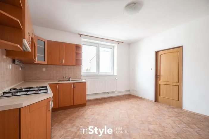 Pronájem bytu 3+1, Kunovice, Pod Valy, 97 m2
