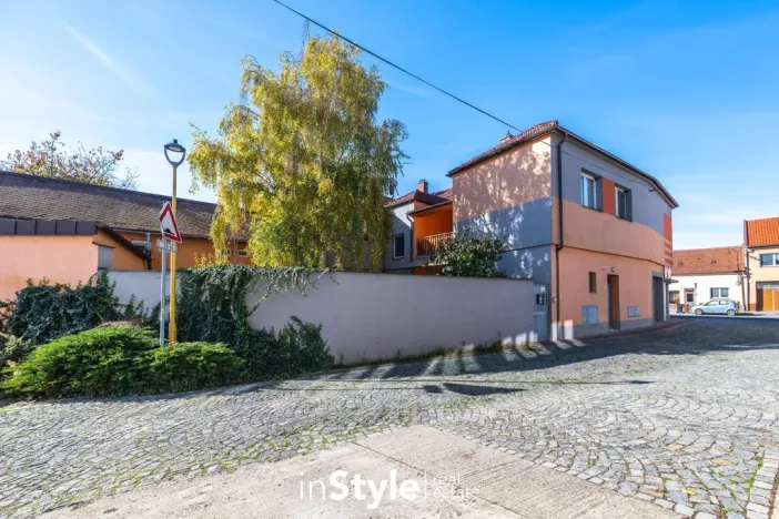 Pronájem bytu 3+1, Kunovice, Pod Valy, 97 m2