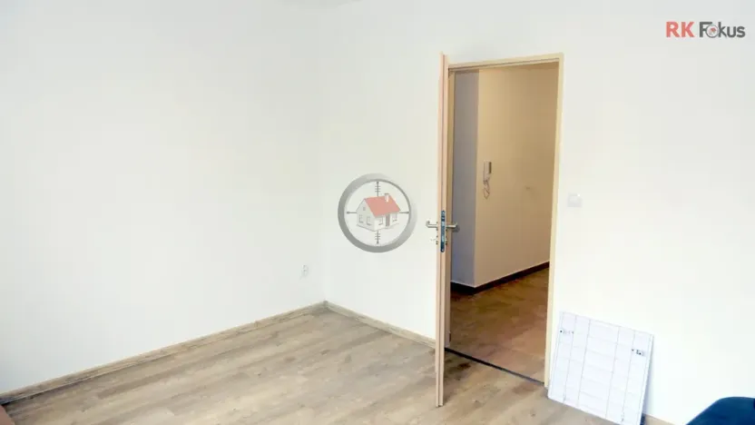 Pronájem bytu 2+kk, Třebíč - Horka-Domky, Vaňkovo nám., 63 m2