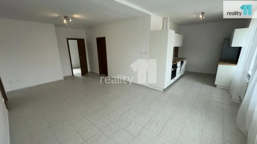 Pronájem bytu 3+1, Jiřice, 75 m2