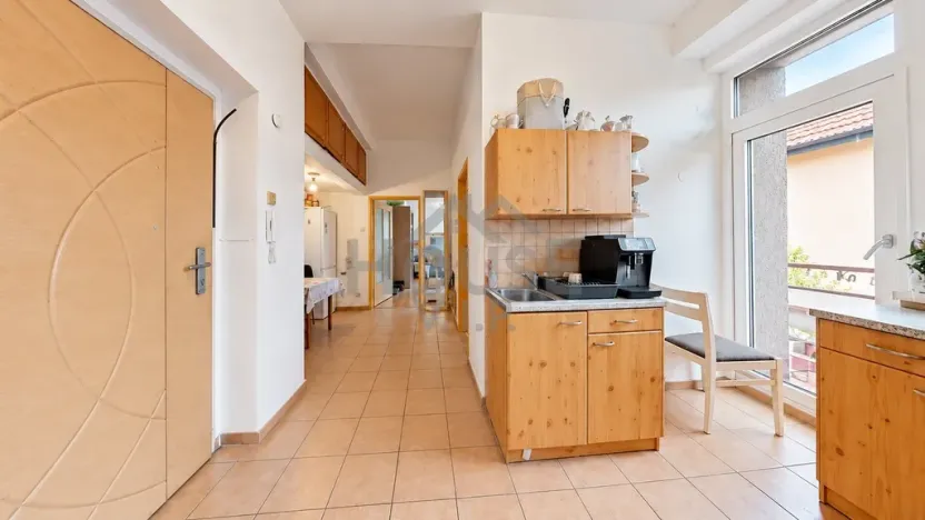 Prodej bytu 2+1, Poděbrady, Československé armády, 63 m2