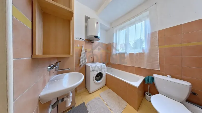 Prodej bytu 2+1, Poděbrady, Československé armády, 63 m2
