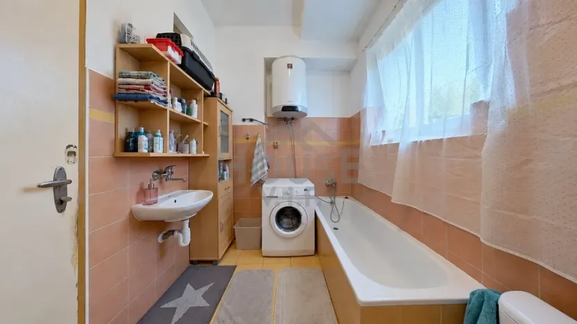 Prodej bytu 2+1, Poděbrady, Československé armády, 63 m2