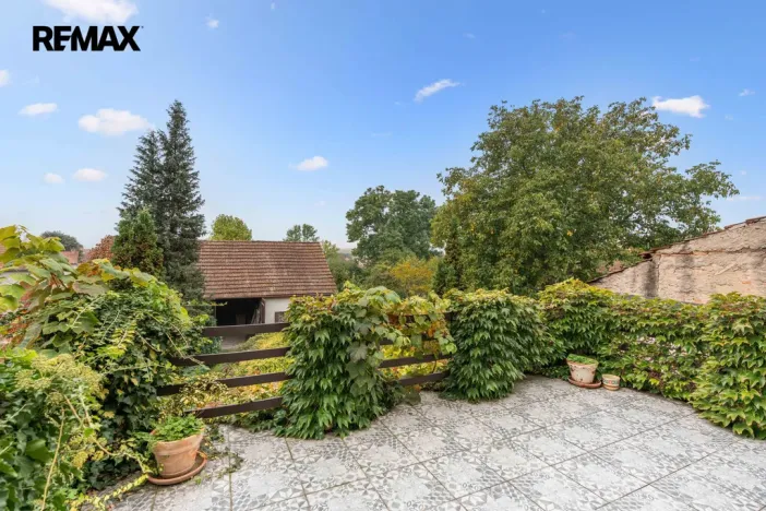 Prodej vícegeneračního domu, Čečelice, Všetatská, 330 m2