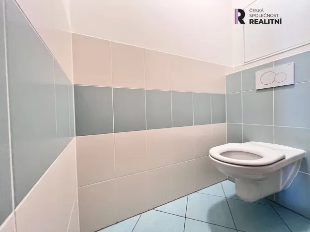 Pronájem bytu 3+kk, Brno - Žebětín, Hvozdecká, 93 m2