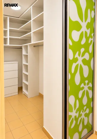 Pronájem bytu 1+kk, Praha - Hostavice, U Hostavického potoka, 40 m2
