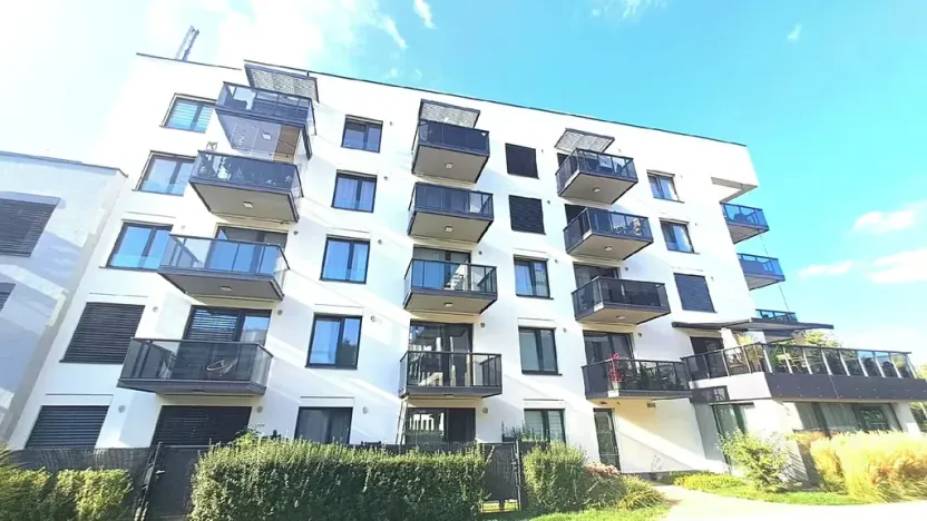 Pronájem bytu 2+kk, Praha, K jezeru, 55 m2