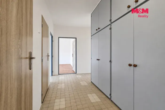 Pronájem bytu 2+1, Rotava, Sídliště, 53 m2