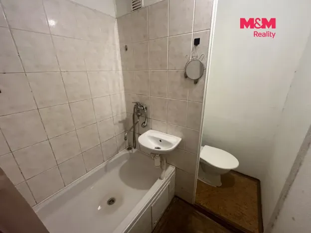 Prodej bytu 1+kk, Poděbrady - Poděbrady II, Dr. Horákové, 37 m2