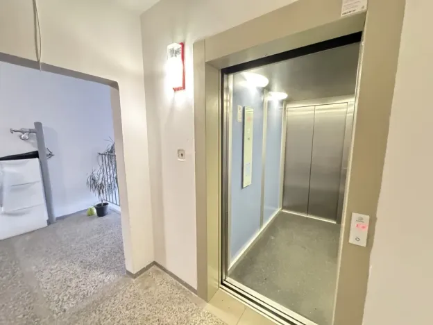 Pronájem bytu 2+kk, Praha - Kamýk, U Kamýku, 33 m2