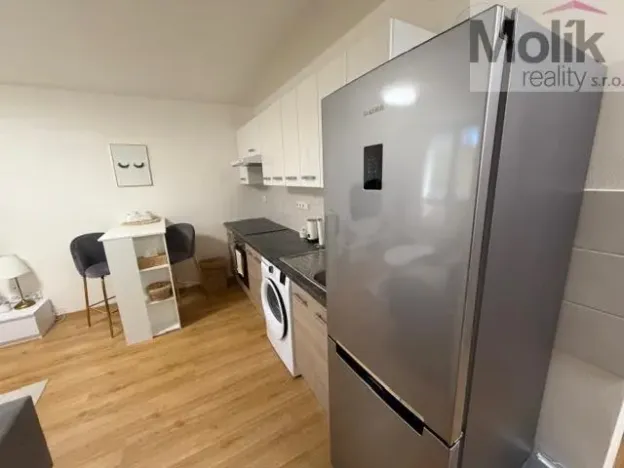 Pronájem bytu 2+kk, Most, Bělehradská, 40 m2