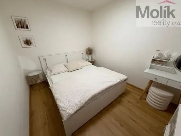 Pronájem bytu 2+kk, Most, Bělehradská, 40 m2