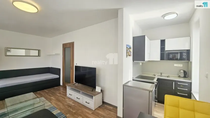 Pronájem bytu 1+kk, Kolín - Kolín III, Václavská, 30 m2