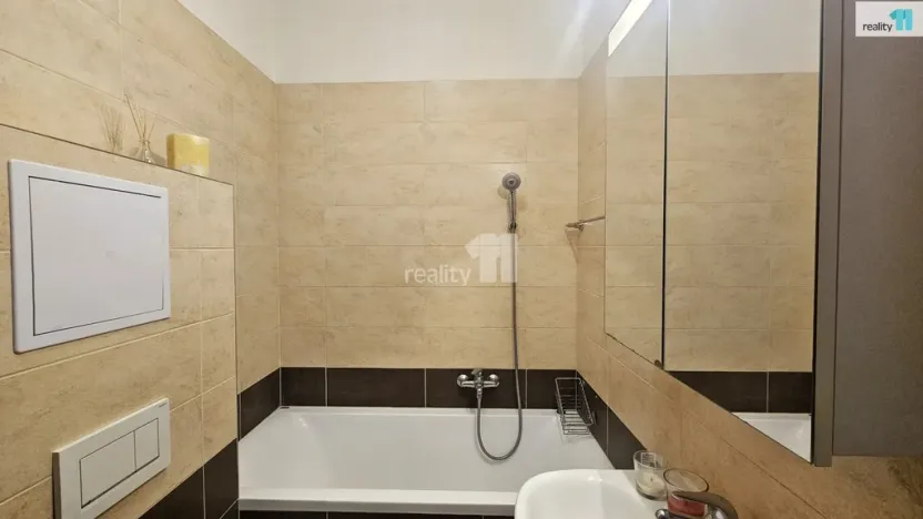 Pronájem bytu 1+kk, Kolín - Kolín III, Václavská, 30 m2