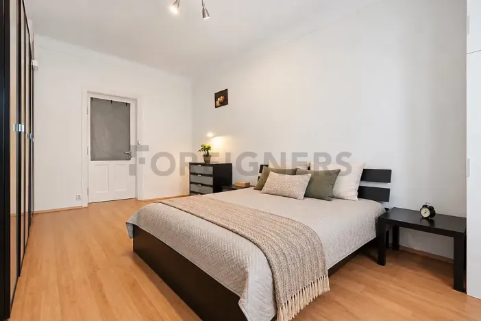 Prodej bytu 2+kk, Praha, 5. května, 51 m2