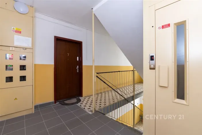 Prodej bytu 4+1, Chlumec, Vyklická, 81 m2